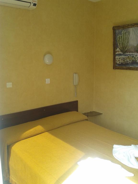 Hotel Mirasol Necochea Quarto foto